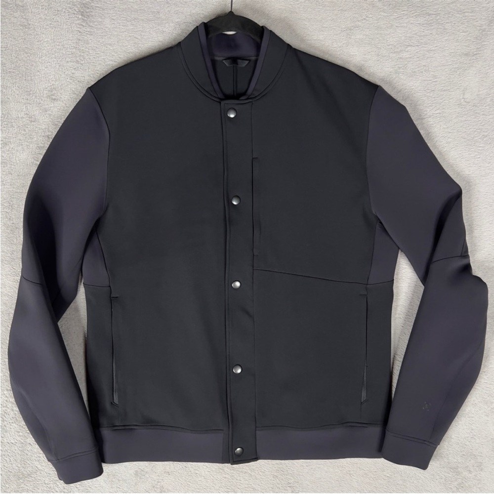 Men’s Black Lululemon Sojourn Varsity Bomber Jacket Size Large